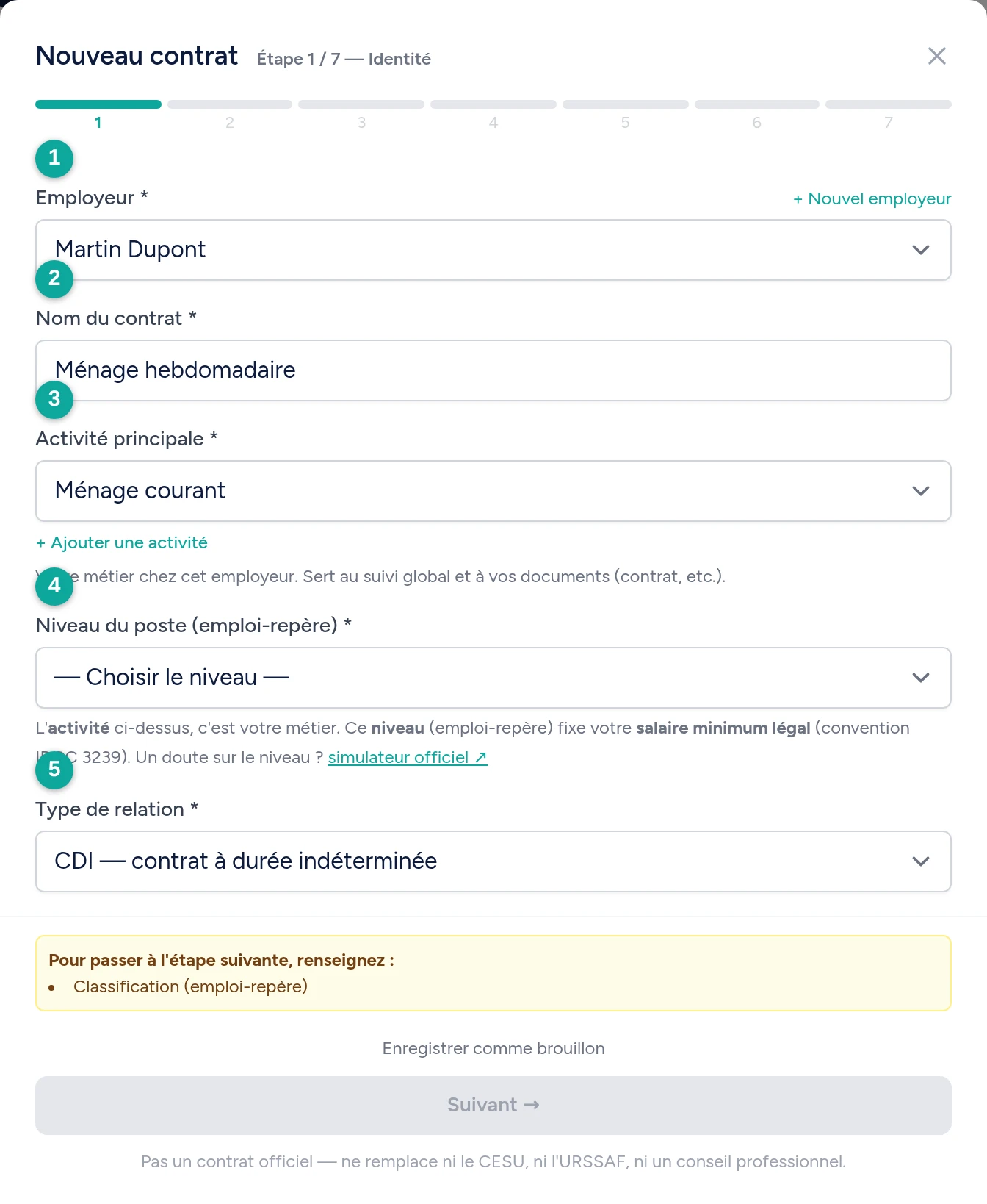 Étape 1 « Identité » du formulaire de contrat CESU : champs employeur, nom du contrat, activité, niveau (emploi-repère) et type de relation, numérotés de 1 à 5.