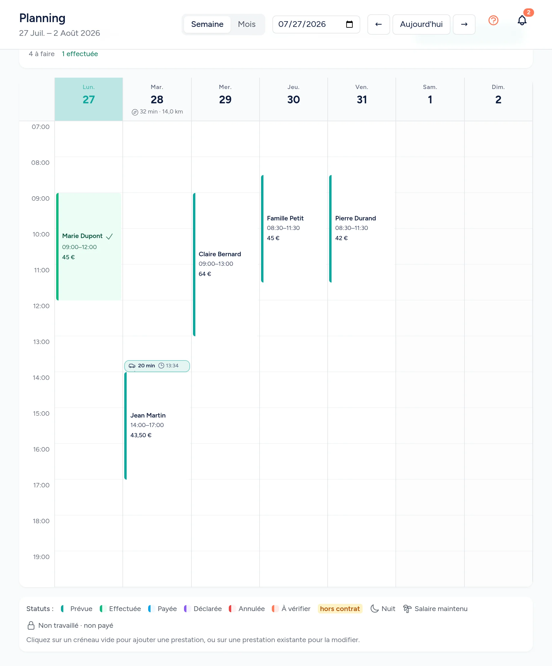 Vue semaine du planning Domilien : cinq particuliers employeurs sur une même grille horaire, avec les montants de chaque intervention et le temps de trajet entre deux domiciles